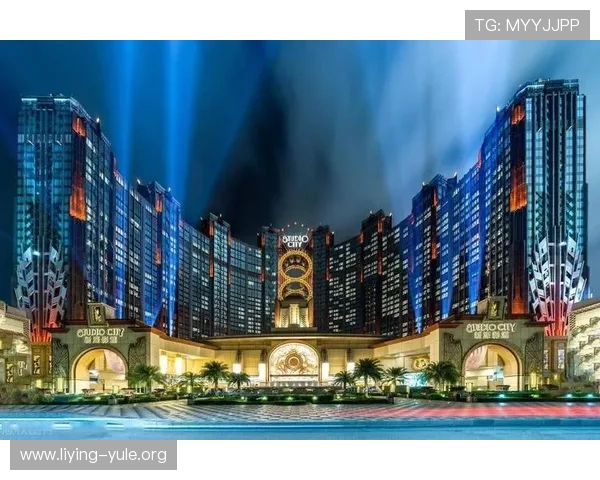 第一赌城：第一赌城的夜生活与特色美食，感受不一样的狂欢氛围